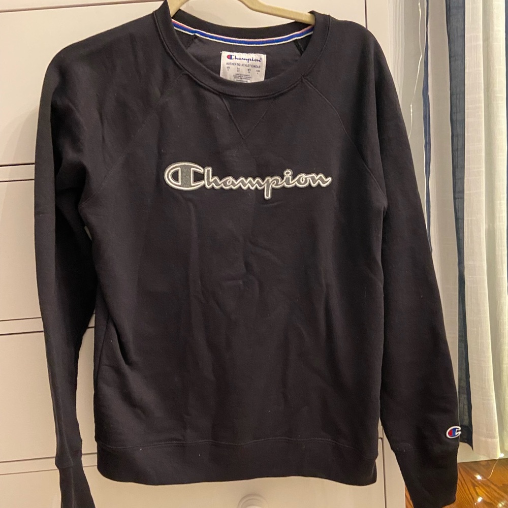 black champion crewneck